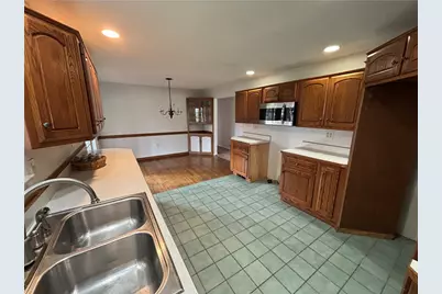 235 Main St, Connoquenessing Boro, PA 16033 - Photo 17