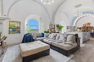 1 Pius St, Pittsburgh, PA 15203 - Photo 3