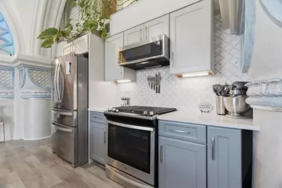 1 Pius St #B4, Pittsburgh, PA 15203 - Photo 9