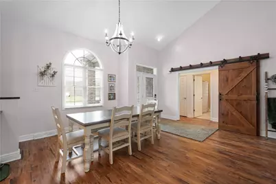 1045 Maplewood Drive, Cecil, PA 15317 - Photo 3