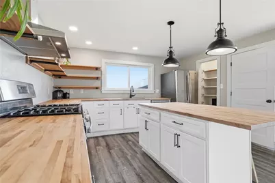 13694 S Perry Lane, Washington Twp, PA 16412 - Photo 11