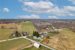 13694 S Perry Ln, Washington Twp, PA 16412 - Photo 7