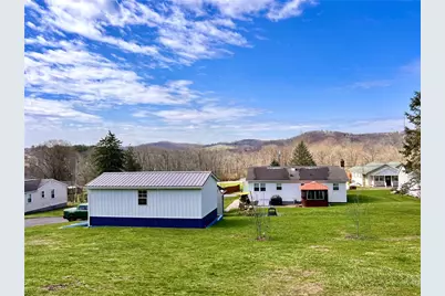 1306 Locust Ave, Apollo Boro, PA 15673 - Photo 3