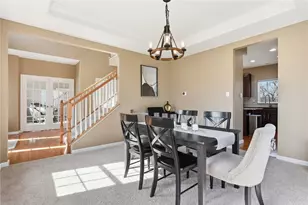 201 Cobblestone Dr, Ohio Township, PA 15237 - Photo 7