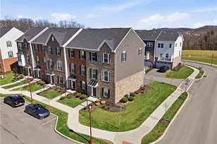 200 Amon St, Cranberry Township, PA 16066 - Photo 3