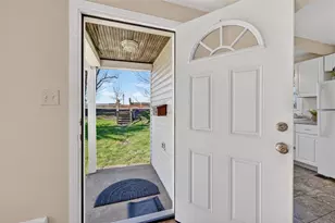 314 Fort Couch Rd, Pittsburgh, PA 15241 - Photo 3