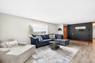 1211 Trent Dr, Unity Township, PA 15650 - Photo 9