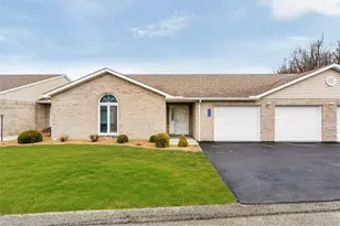 575 Sunview Cir, Derry Township, PA 15650 - Photo 1