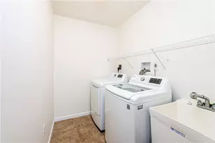 575 Sunview Cir, Derry Township, PA 15650 - Photo 25