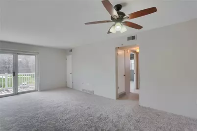 220 Coraopolis Road #10, Kennedy Township, PA 15108 - Photo 11