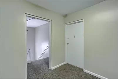 220 Coraopolis Road #10, Kennedy Township, PA 15108 - Photo 37