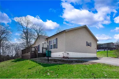 605 Amy Ln, Center Township, PA 16001 - Photo 3