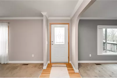 605 Amy Ln, Center Township, PA 16001 - Photo 7