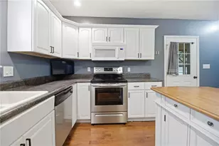 407 1st St, South Union Township, PA 15401 - Photo 9