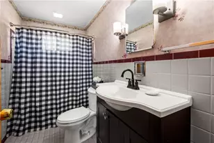 2204 Wilma Dr, Robinson Twp, PA 15108 - Photo 25