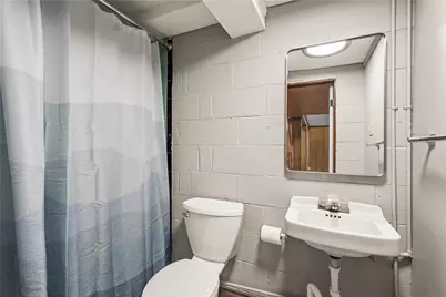 2204 Wilma Dr, Robinson Twp, PA 15108 - Photo 29