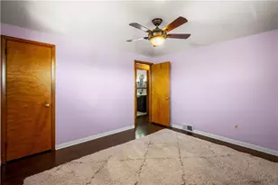 2204 Wilma Dr, Robinson Twp, PA 15108 - Photo 17