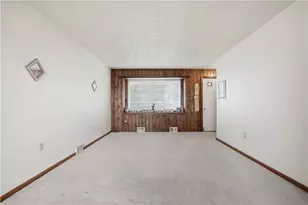 1701 Truman Dr, Hopewell Township, PA 15001 - Photo 17