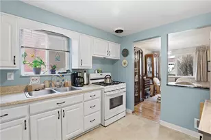 2396 High Oak Dr, Banksville/Westwood, PA 15220 - Photo 9