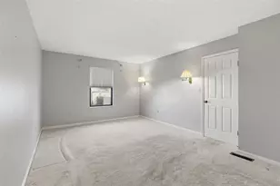 1113 Old Farm Rd, Cecil, PA 15055 - Photo 17