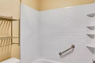 5841 Morrowfield Ave, Pittsburgh, PA 15217 - Photo 25