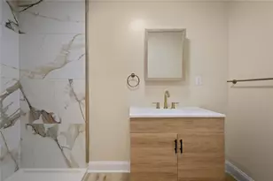 1717 Suburban Ave, Beechview, PA 15216 - Photo 13