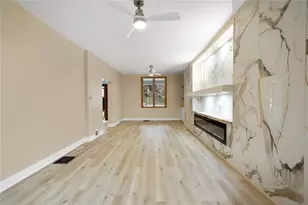 1717 Suburban Ave, Beechview, PA 15216 - Photo 7