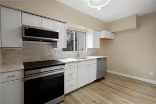 1717 Suburban Ave, Beechview, PA 15216 - Photo 9