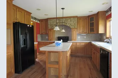 705 Petersburg Road, Connellsville, PA 15425 - Photo 9