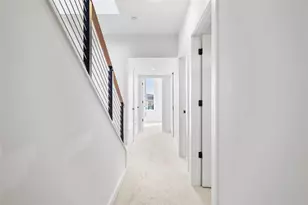 112 Burrows St, Pittsburgh, PA 15213 - Photo 9