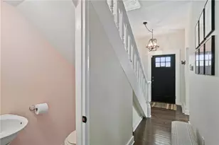 810 Vaux Way, Pittsburgh, PA 15211 - Photo 5