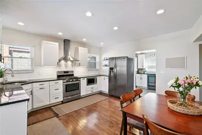 810 Vaux Way, Pittsburgh, PA 15211 - Photo 11