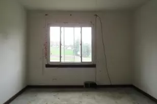 4022 Pittsburgh Rd, Perry Township, PA 15012 - Photo 9