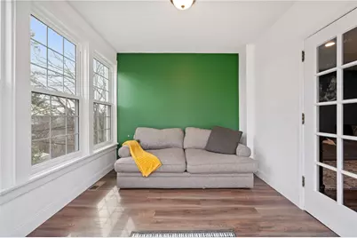 409 Bluff St, Canonsburg, PA 15317 - Photo 7