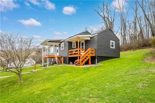 32 Maple St, Ellsworth Boro, PA 15331 - Photo 3