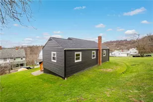 32 Maple St, Ellsworth Boro, PA 15331 - Photo 23