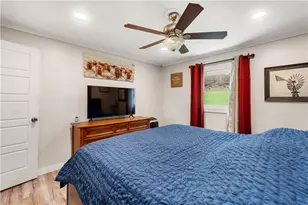 32 Maple St, Ellsworth Boro, PA 15331 - Photo 15