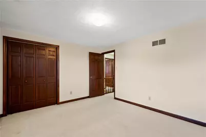 5513 Claytonia Dr, Bethel Park, PA 15102 - Photo 25