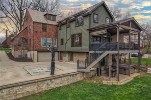 1401 Navahoe Dr, Pittsburgh, PA 15228 - Photo 43