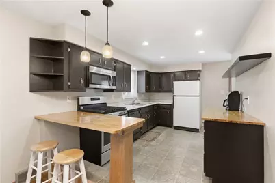 427 Carolina Dr, Oakdale, PA 15071 - Photo 9