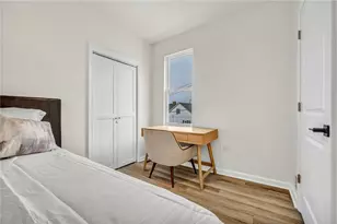 5115 Poe Wy, Pittsburgh, PA 15201 - Photo 9