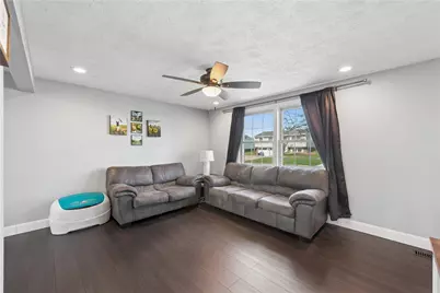 371 McWilliams Drive, Harrison Township, PA 15065 - Photo 5