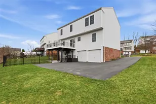 313 Diamond Dr, Moon/Crescent Twp, PA 15108 - Photo 31