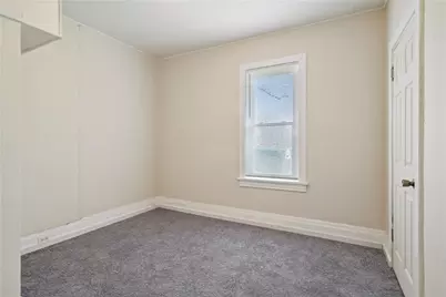 1013 Henry St, Smith Township, PA 15054 - Photo 9