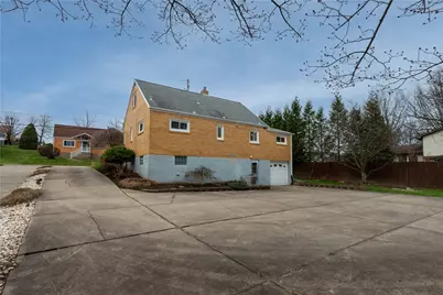 120 Mildred Ln, Pittsburgh, PA 15116 - Photo 35