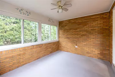 120 Mildred Ln, Pittsburgh, PA 15116 - Photo 17