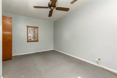 1776 Jackson Center Polk Rd, Mineral Township, PA 16153 - Photo 17