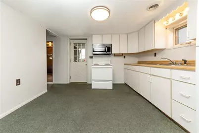 1776 Jackson Center Polk Rd, Mineral Township, PA 16153 - Photo 11