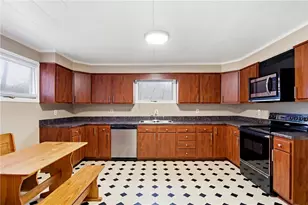 124 Middle Rd, Industry, PA 15052 - Photo 17