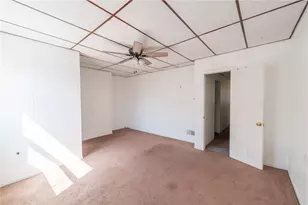 233 Smith Wy, Pittsburgh, PA 15211 - Photo 13